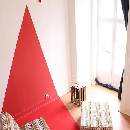 Lookout Hostel Lissabon