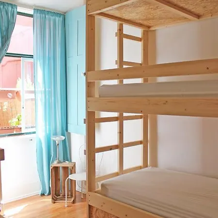 Hostel Lookout Lisbon